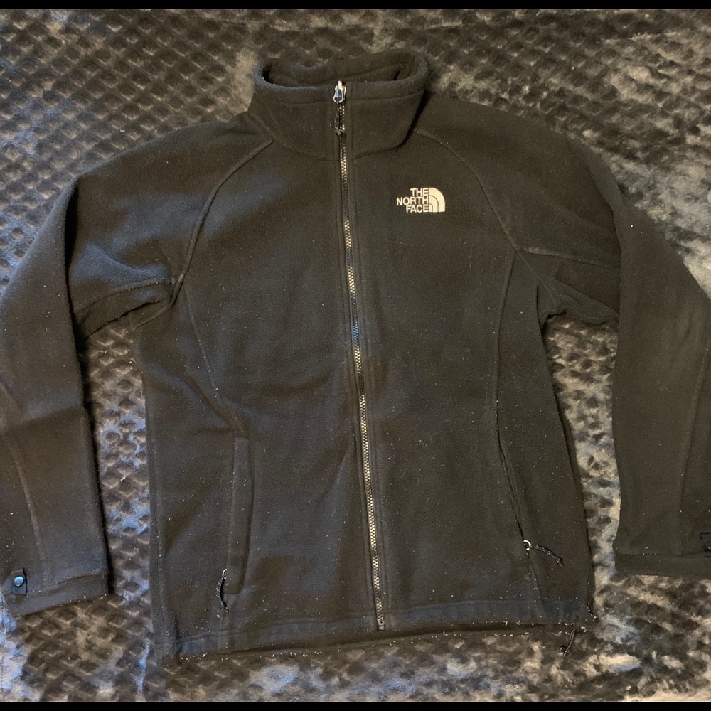 The North Face Women’s Khumbu Fleece Jacket